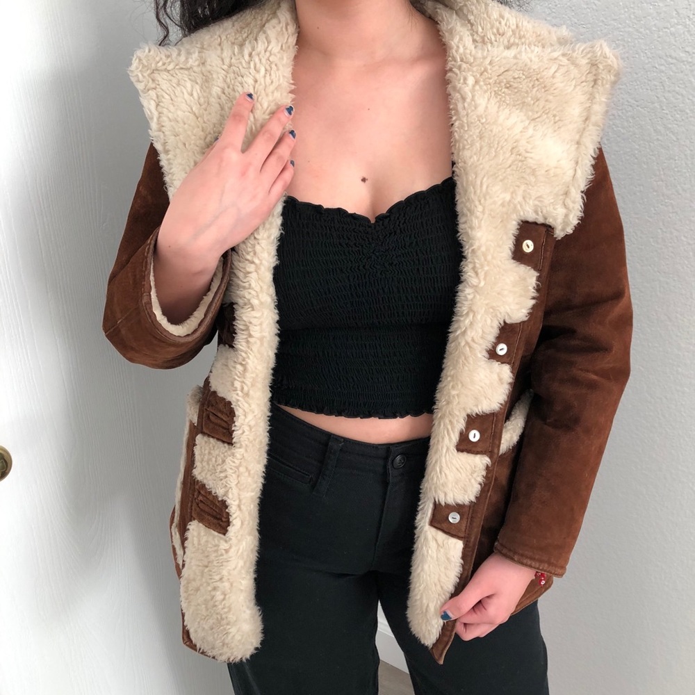 Vintage Duxbak Leather coat w/ Faux sheep lining